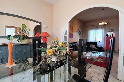 Maestosa villa a Homps con piscina privata