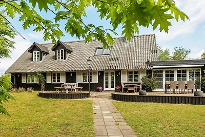 19 Personen Ferienhaus in Løgstør-By Traum