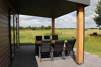 Landelijk gelegen ruim chalet nabij Giethoorn