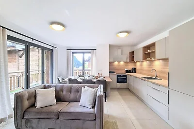 Appartamento a Les Gets con giardino jacuzzi