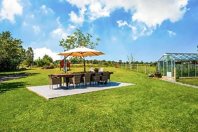 Villa a Biטvre con giardino