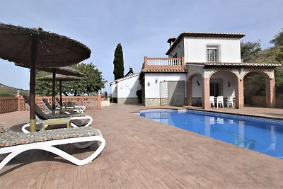 Luxuriöses Ferienhaus mit privatem Pool