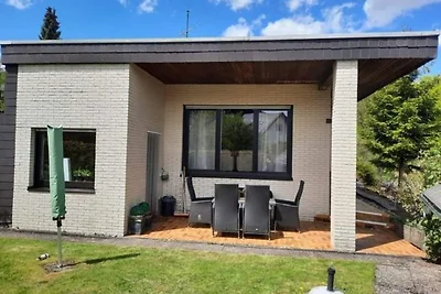 Vakantiehuis nabij Willingen met terras