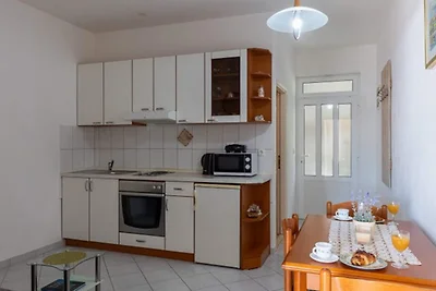 House Rašica - One Bedroom Apartment with Ter...