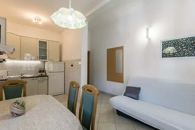 Comfort One Bedroom Apartment with Terrace an...