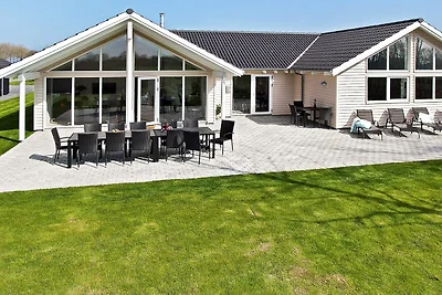 Maison de vacances pour 18 a Hasselberg