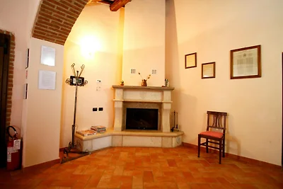 Schönes Bauernhaus in Asciano mit Schwimmbad