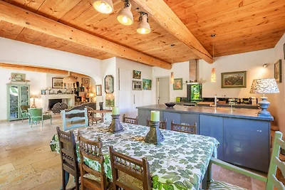 Esthetische villa in Paradou, Alpilles