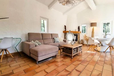 Maisons & Villas für 11 Personen