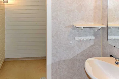 6 Personen Ferienhaus in Aukra