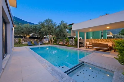 Villa in Fethiye met zwembad