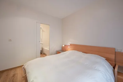 Helle 2-Zimmer-Wohnung mit Terrasse