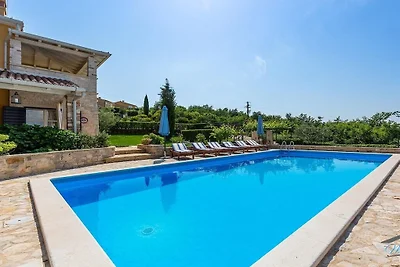 Ferienhaus in Porec mit Schwimmbecken