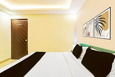 Hotel O Kathauta Jheel Malhaur