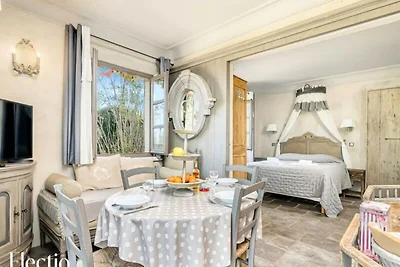 Appartamento a Oppède con piscina riscaldata...