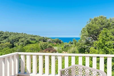 Villa in Premantura mit Schwimmbecken