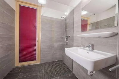 Moderne Wohnung mit Garten, mit Zugang zur...