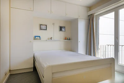 Angenehme Wohnung direkt am Meer mit Terrasse