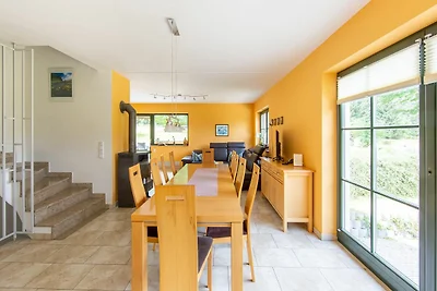 Wohnung mit Terrasse und Garten