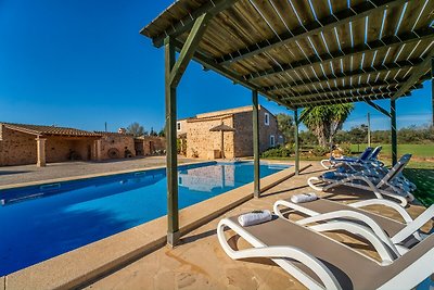 Ländliches Landhaus auf Mallorca mit Pool