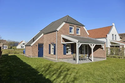 Villa mit Sauna und Whirlpool in Limburg