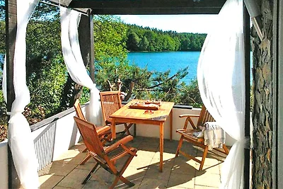 Ein wunderschönes Ferienhaus mit Seezugang