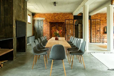 Gemütliches Ferienhaus in Moorslede mit Pool