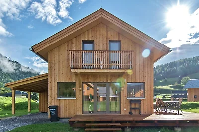 Schönes Chalet mit Whirlpool