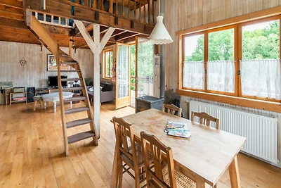 Ferienhaus in Bievre mit Garten