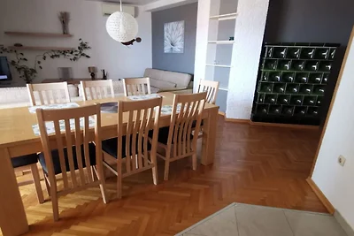 Three Bedroom Apartment with Terrace and Sea...
