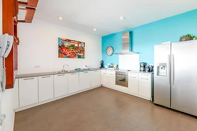 Luxuriöses Appartement in Jan Thiel mit Pool