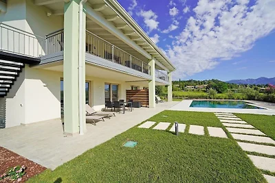 Gardaliva Suite