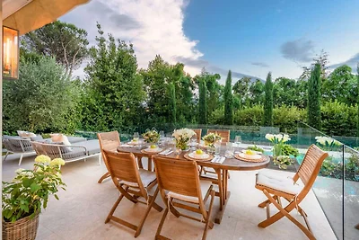 Moderne villa op het Toscaanse platteland