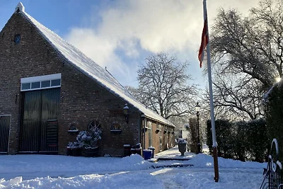 Bauernhaus in Nieuwleusen am See und Natur
