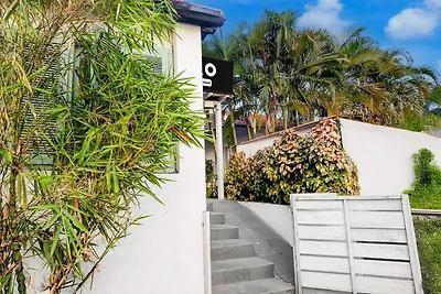 Hotel O Morjim vicino a Turtle Beach