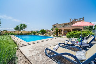 Casa di campagna a Sa Pobla con piscina