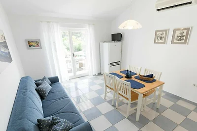 MY DALMATIA - Beach apartment Jadrija