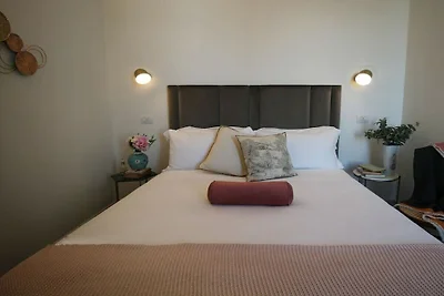 Apartment 1940 Luxury Accommodations