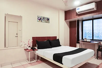 Super Hotel O Jadhav Nagar