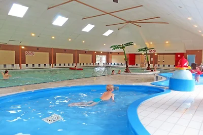 Villa für 14 Personen mit 6 Zimmern in Andijk