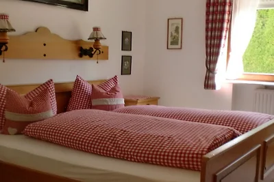Wohnung in Pinswang mit Schwimmbecken