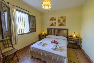 Studio in Spanien mit Pool und Garten