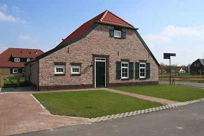 Schönes Ferienhaus mit luxuriösem Grill in...