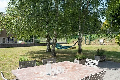 Einladende Villa in Lanzo d "Intelvi mit Bibl...