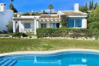 Villa in Calahonda mit privatem Pool