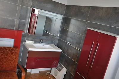 Gemütliches Ferienhaus in Bastogne mit Sauna