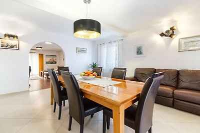 Three Bedroom Apartment with Sea View and...