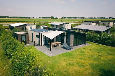 Nachhaltig gebaut, 2-Bad-Bungalow, in 2...