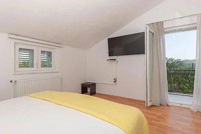 Villa Maria with Outdoor Pool - Five Bedroom ...