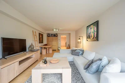 Helles Apartment in der Nähe der Lippenslaan